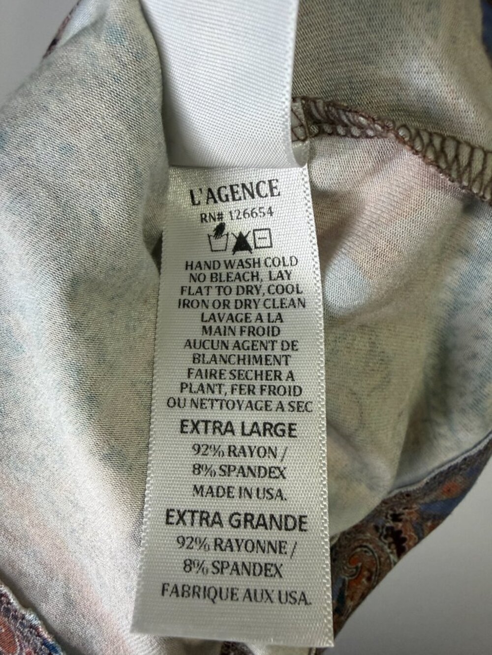 L'AGENCE Ressi Tee in French Paisley Periwinkle XL Rare NWOT New Extra Large - Picture 13 of 14